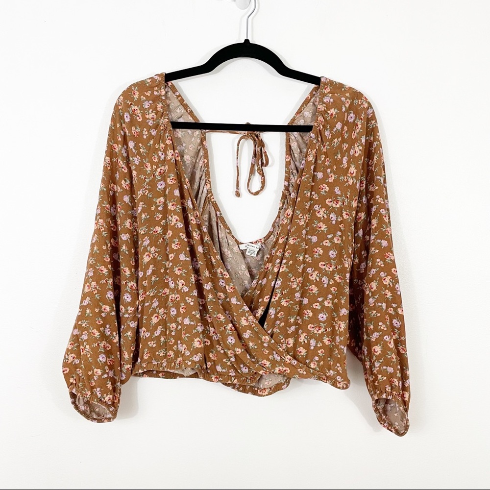 AMERICAN EAGLE Micro Floral Surplice Crop Long Sleeve Top Size XL
